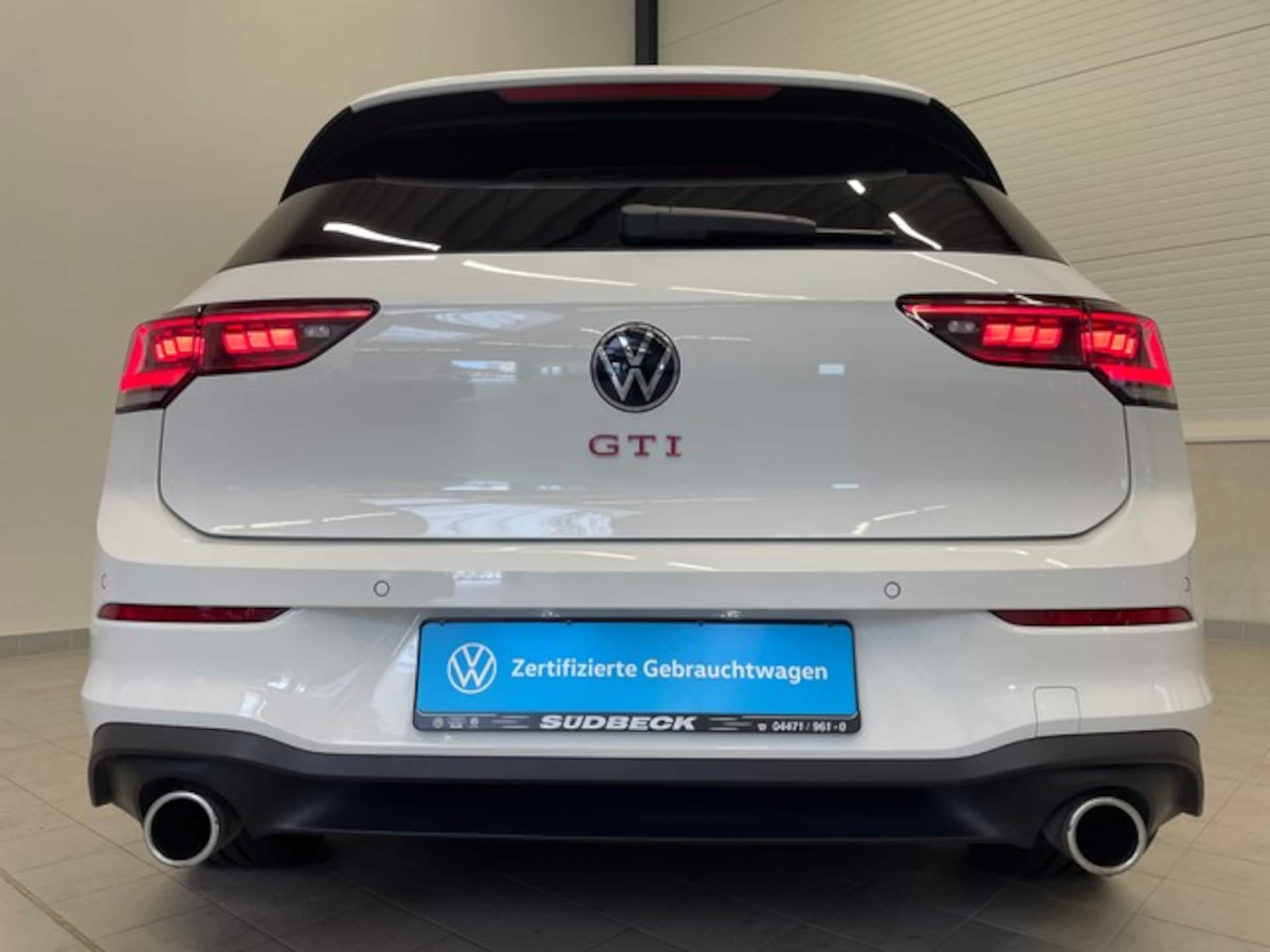Volkswagen Golf GTI