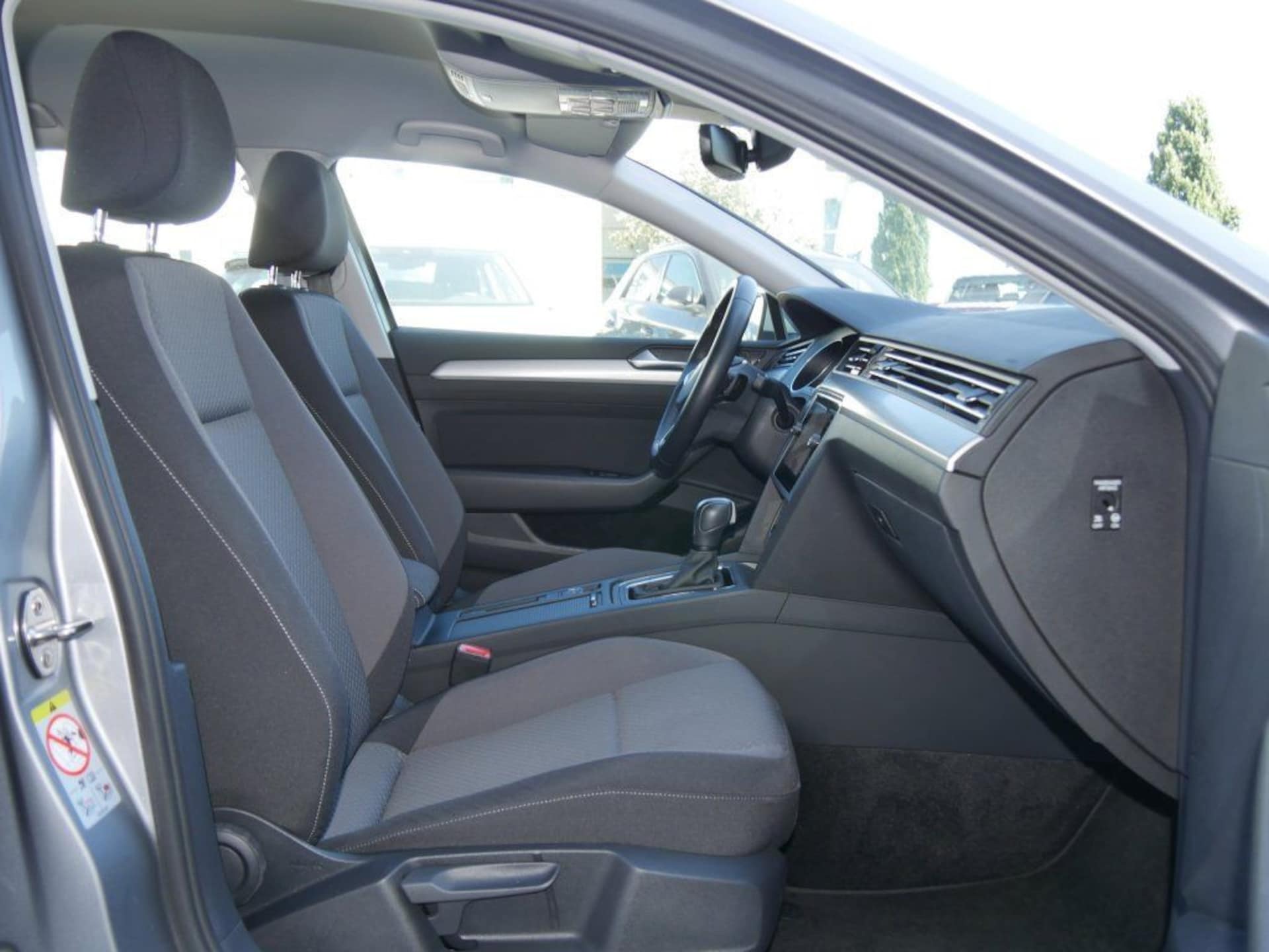 Volkswagen Passat Variant Basis-Modell