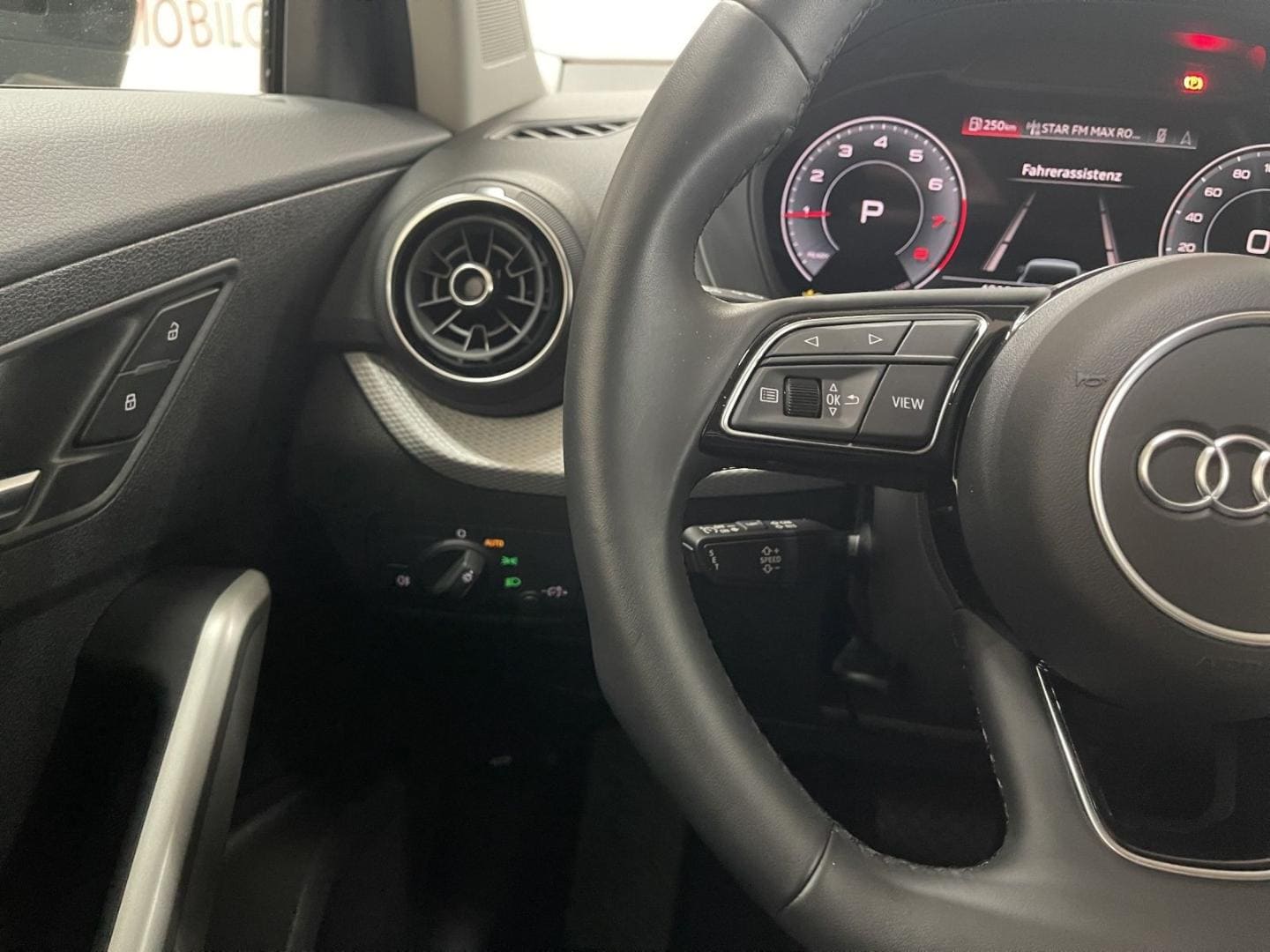 Bild über Audi Q2 advanced 35 TFSI 110(150) kW(PS) S tronic - für weitere Informationen kontaktieren Sie den Audi Partner