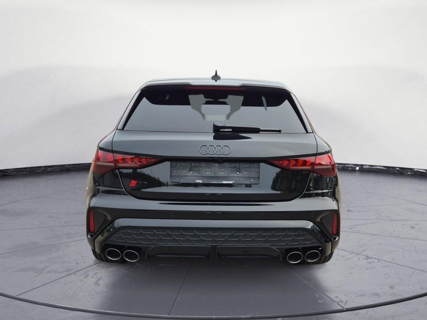 Bild über Audi S3 Sportback TFSI quattro S tronic - für weitere Informationen kontaktieren Sie den Audi Partner