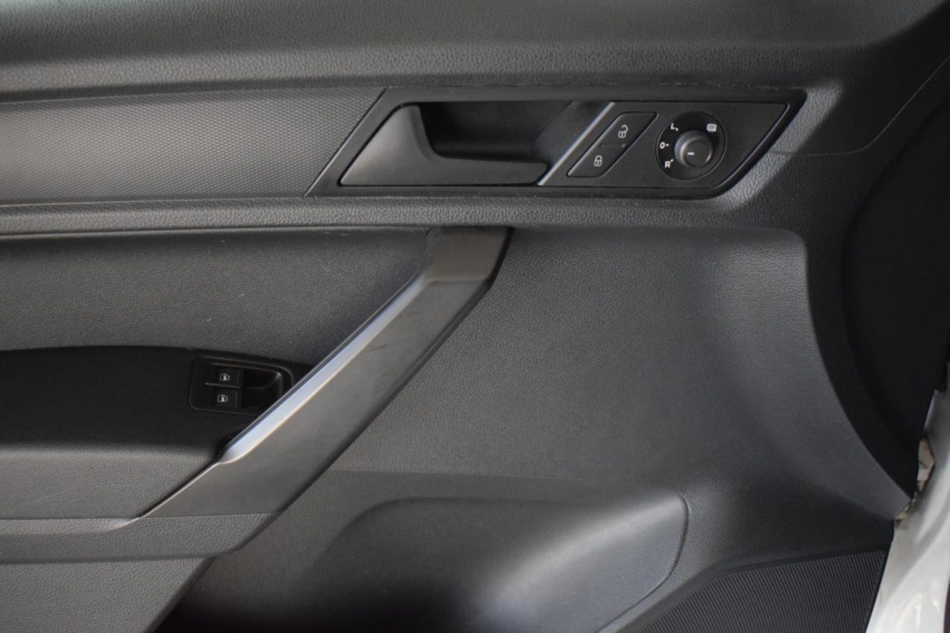 Volkswagen Caddy Maxi Kasten Basis-Modell