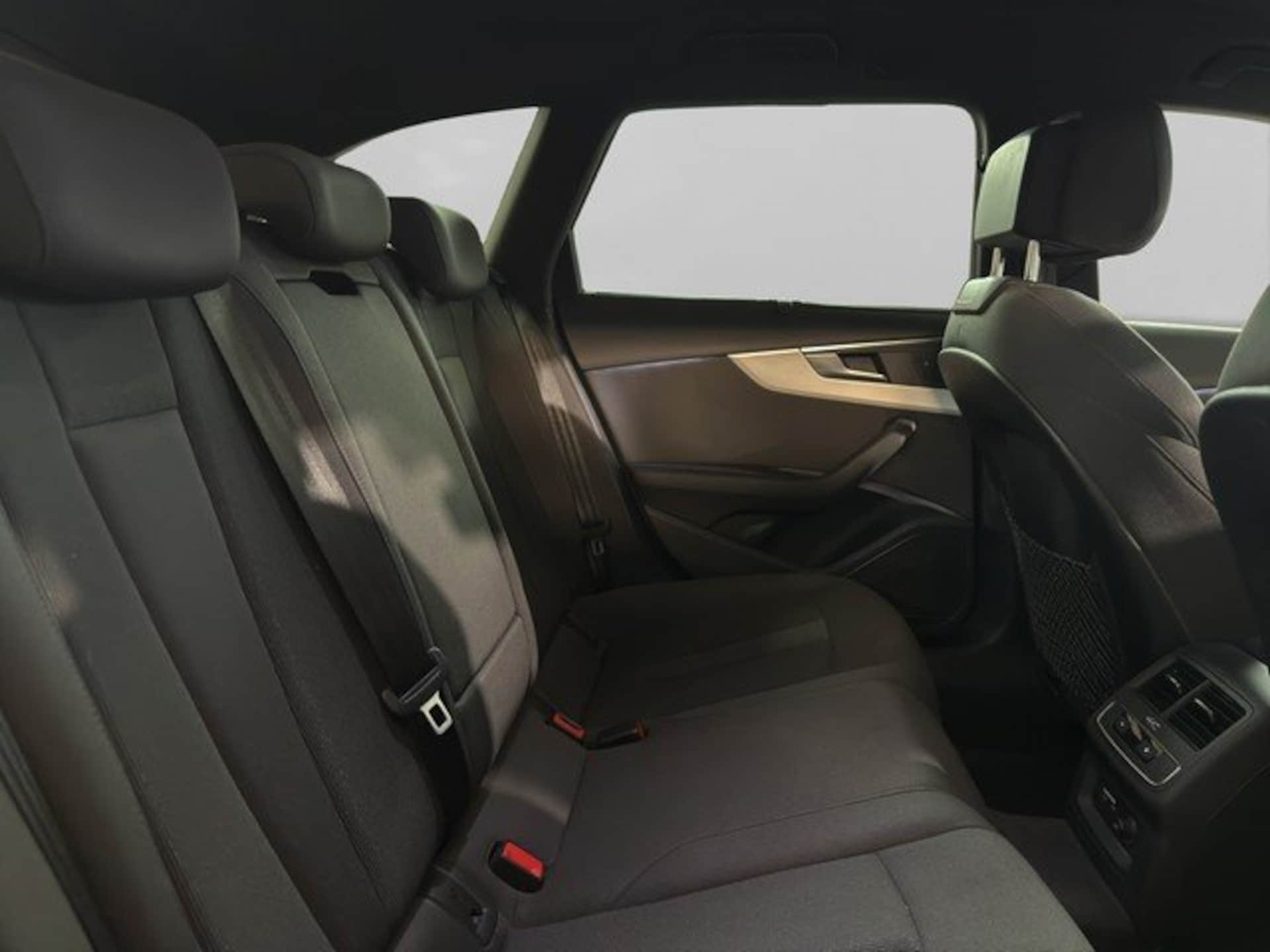 Audi A4 Avant Advanced