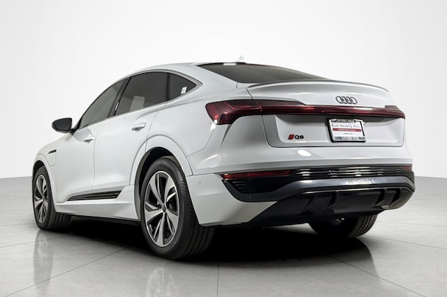 2024 Audi Q8 Sportback e-tron