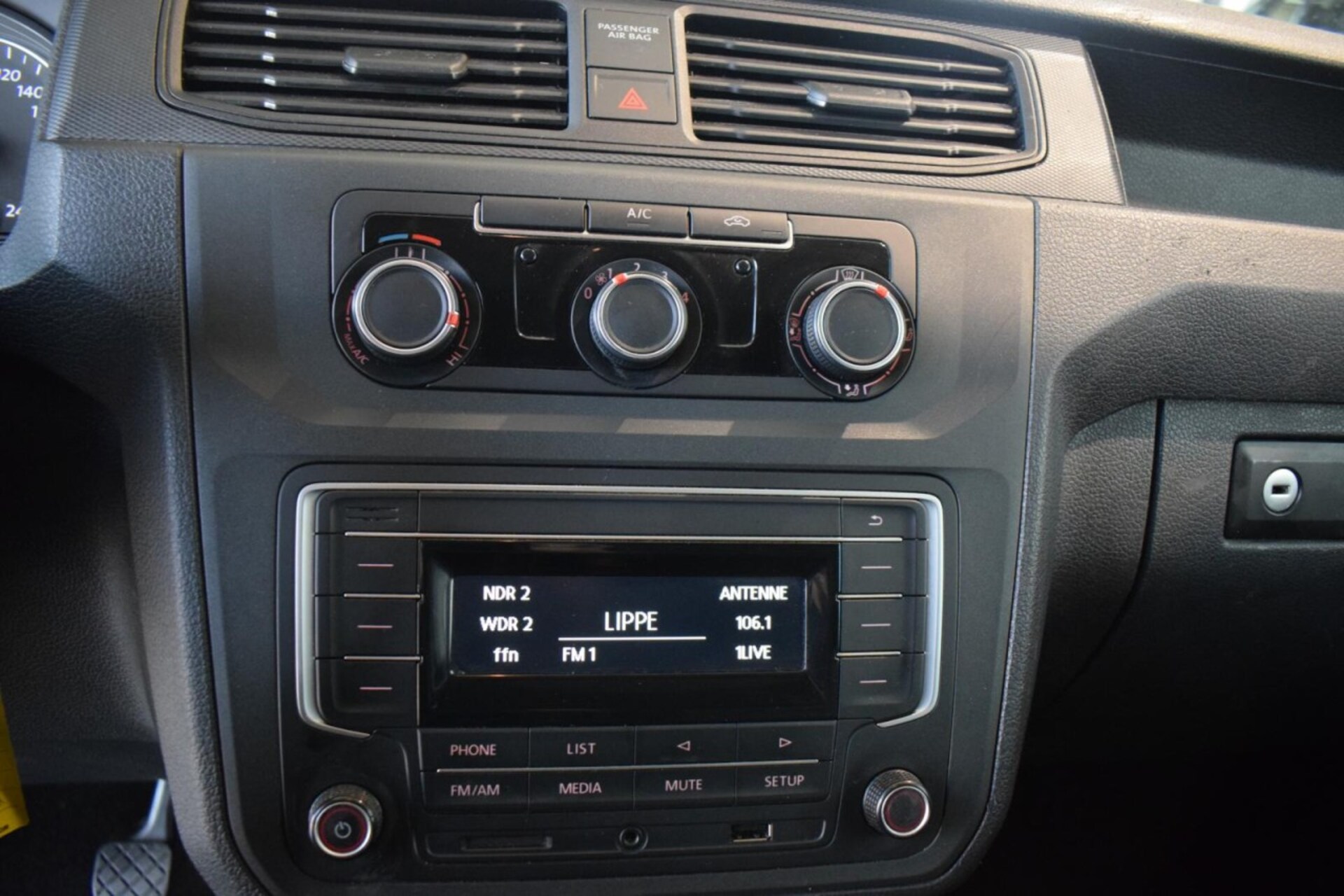 Volkswagen Caddy Maxi Kasten Basis-Modell