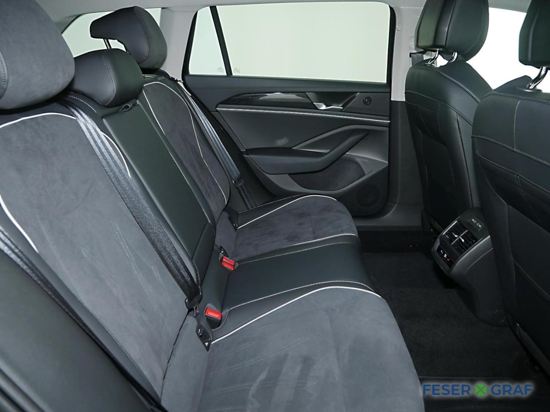 Volkswagen Passat Business