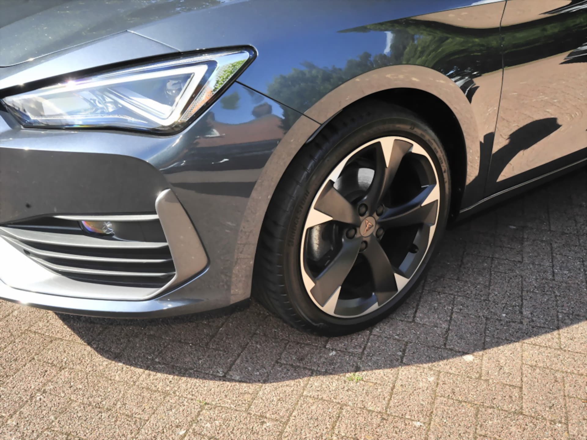 CUPRA Leon