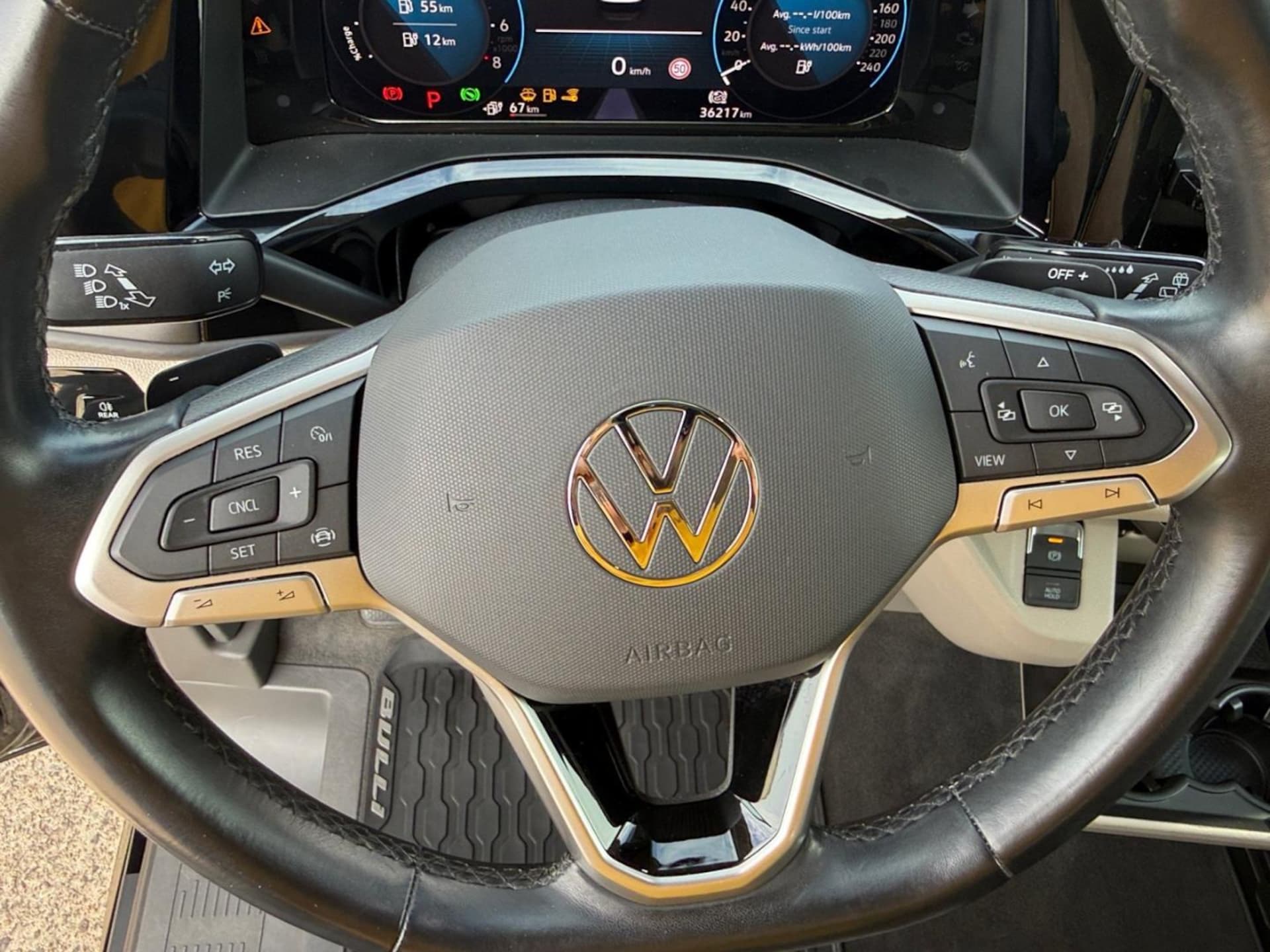 Volkswagen Multivan Langversion Basis-Modell
