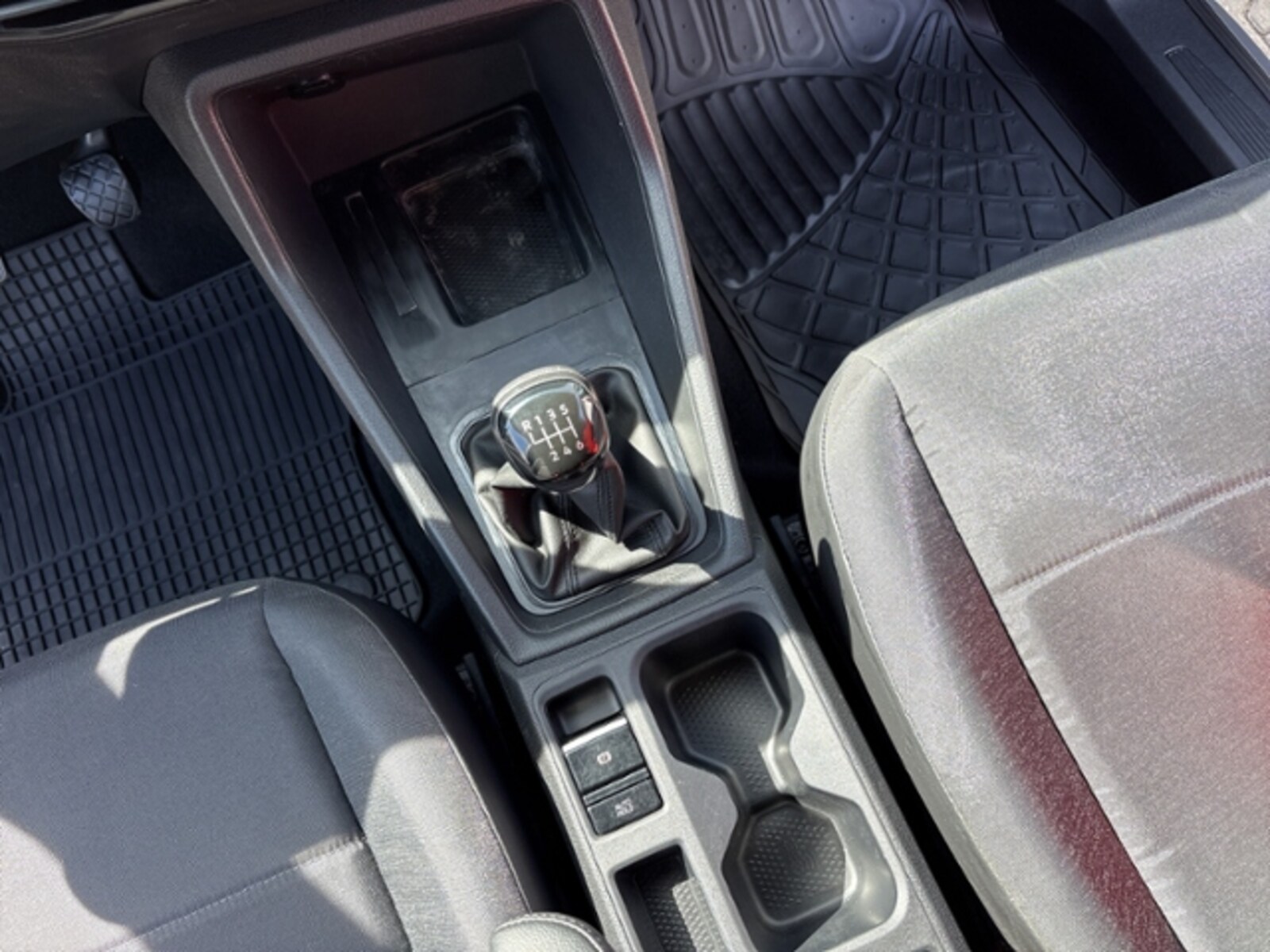 Volkswagen Caddy Maxi Cargo – Bild 10