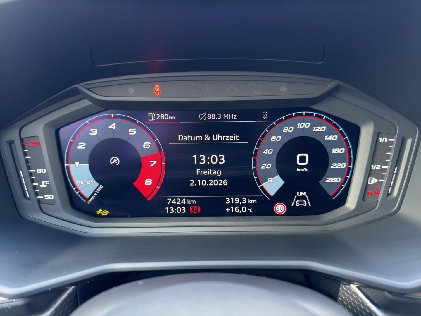 Bild über Audi A1 Sportback S line 30 TFSI Schaltgetriebe - für weitere Informationen kontaktieren Sie den Audi Partner