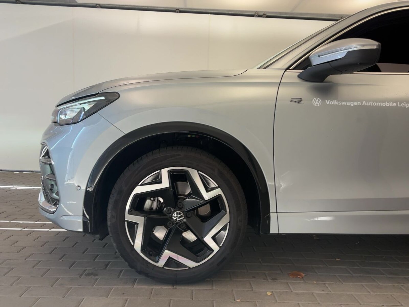 Volkswagen Tiguan – Bild 12