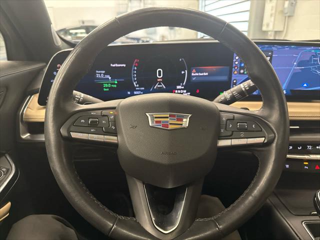 2024 CADILLAC XT4 - Image 9