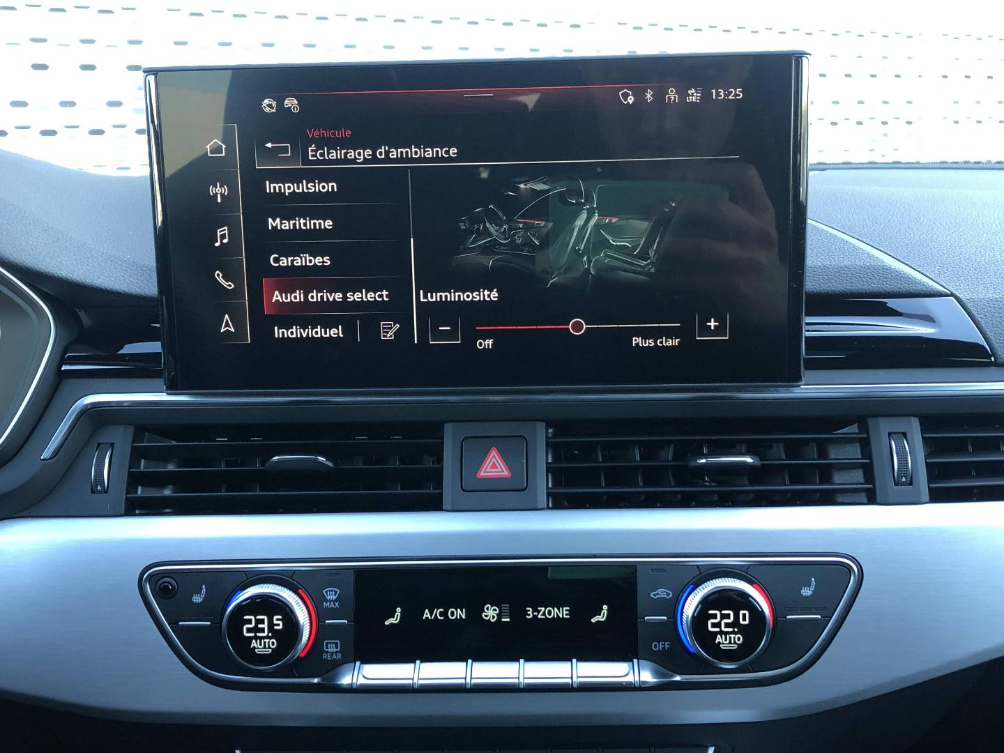 Image about Audi A4 Avant S Edition 40 TDI 150 kW (204 ch) S tronic