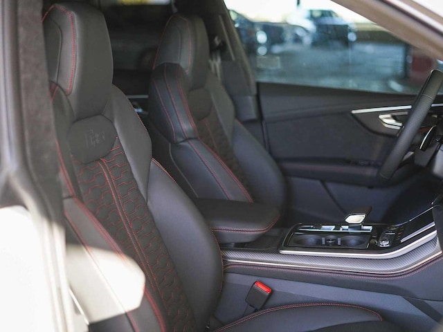 2025 Audi RS Q8 Base - Photo 18