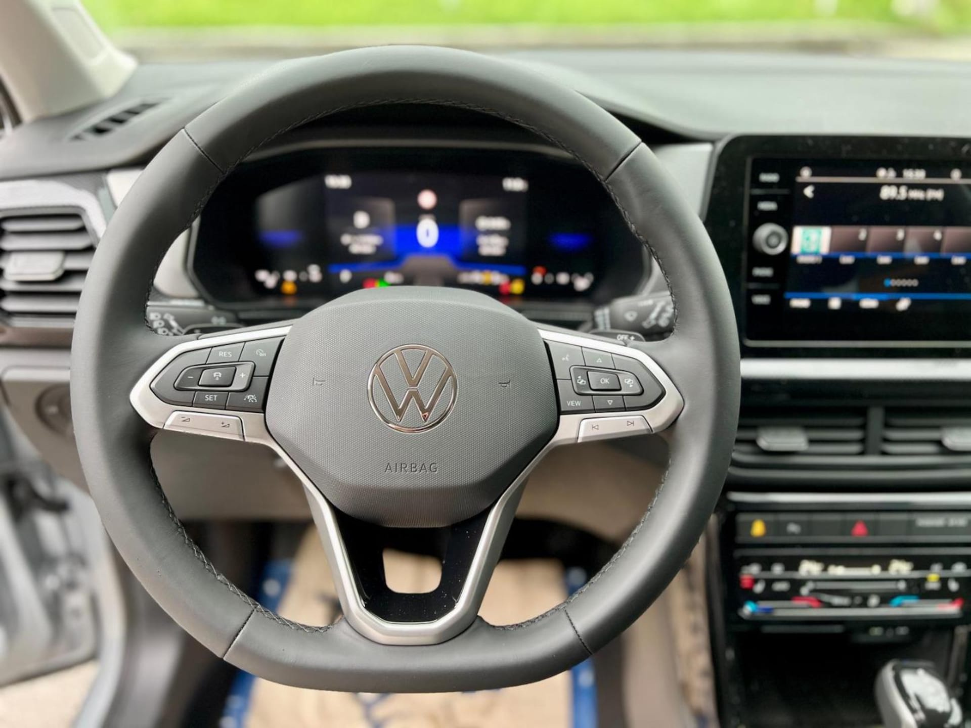 Volkswagen T-Cross Life