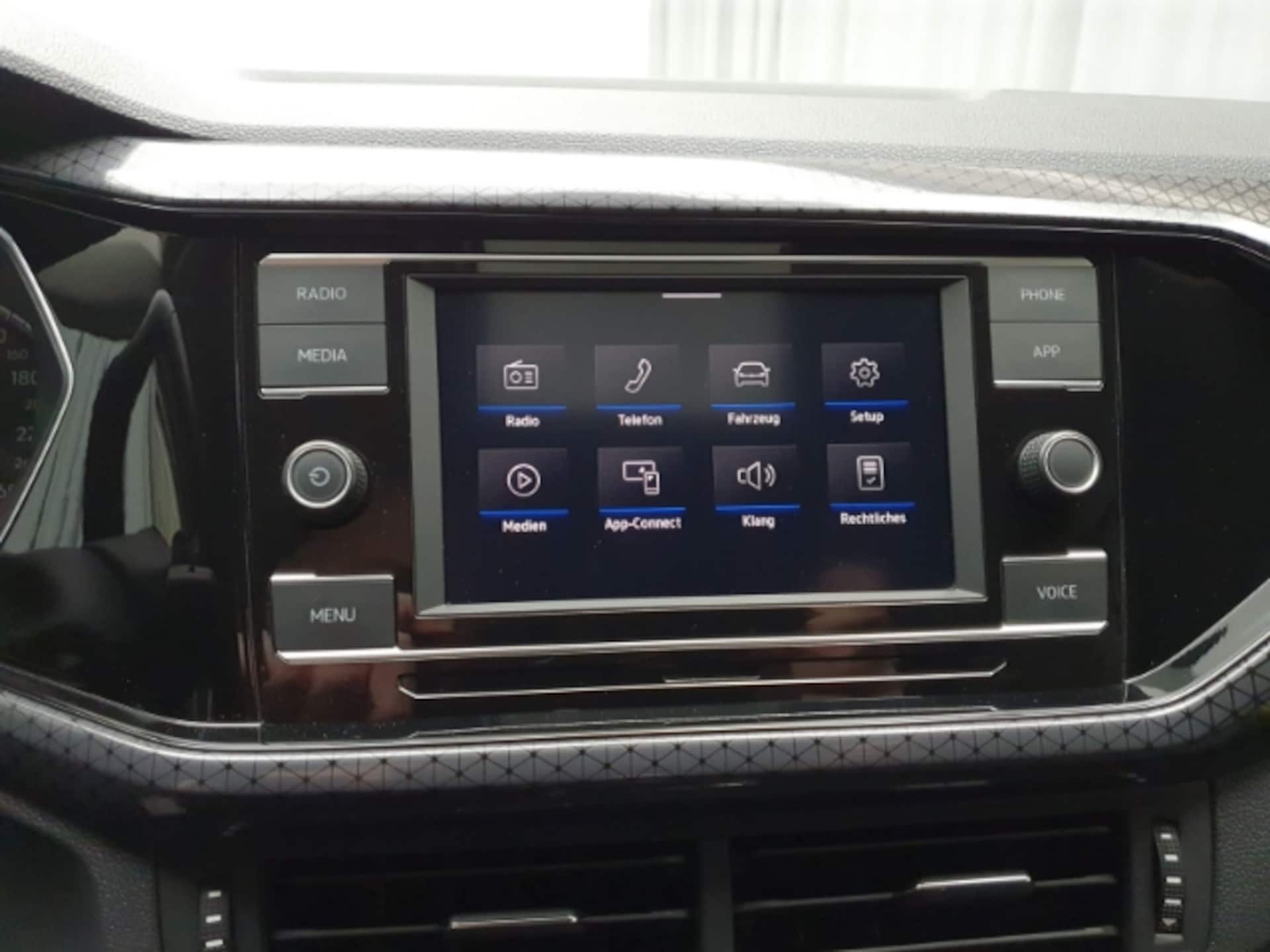 Volkswagen T-Cross Style