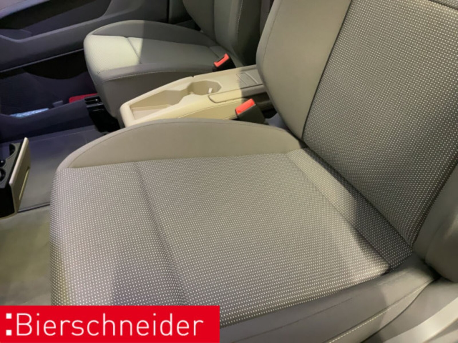 Volkswagen Multivan – Bild 10