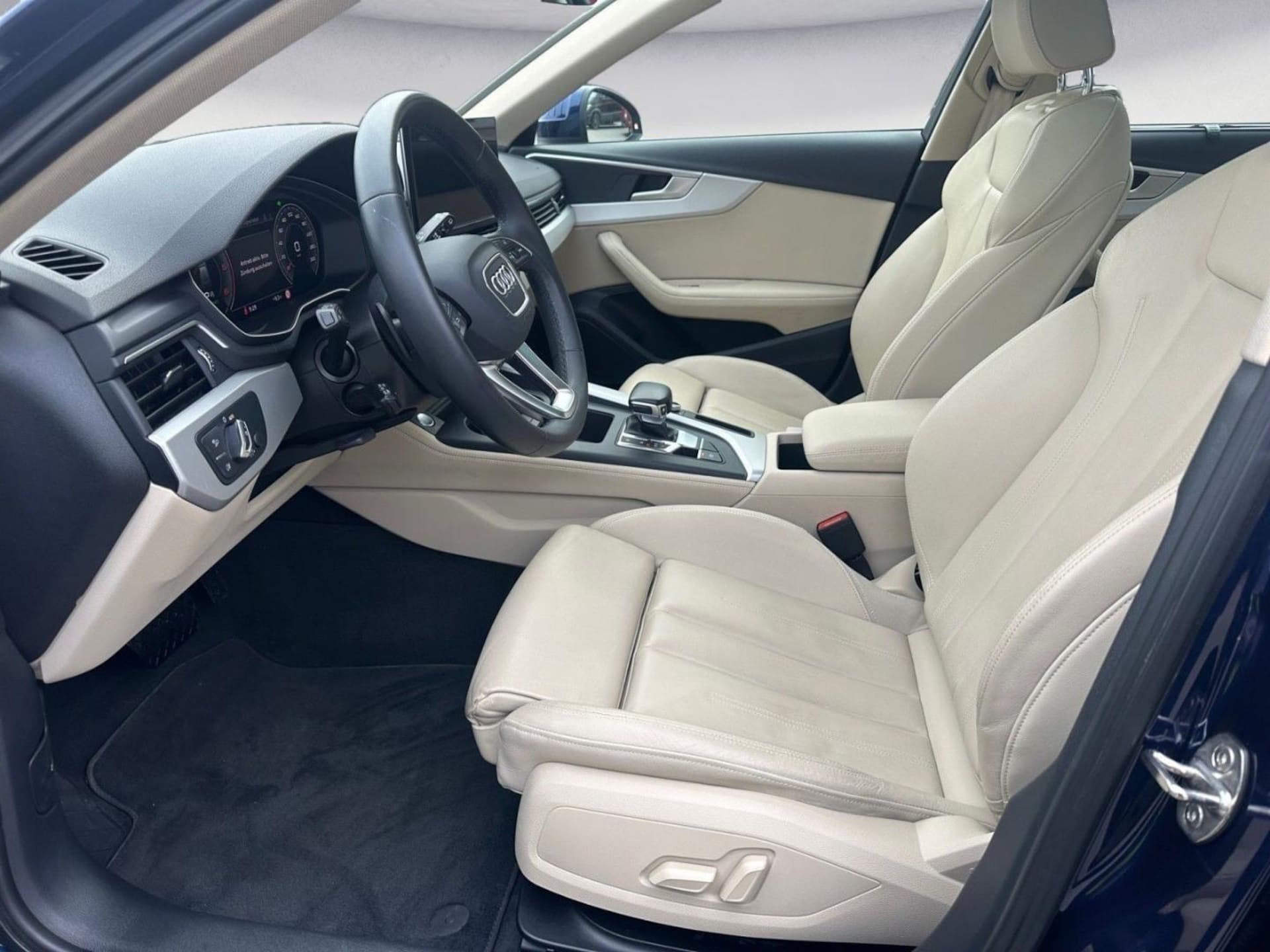 Audi A4 Avant Advanced