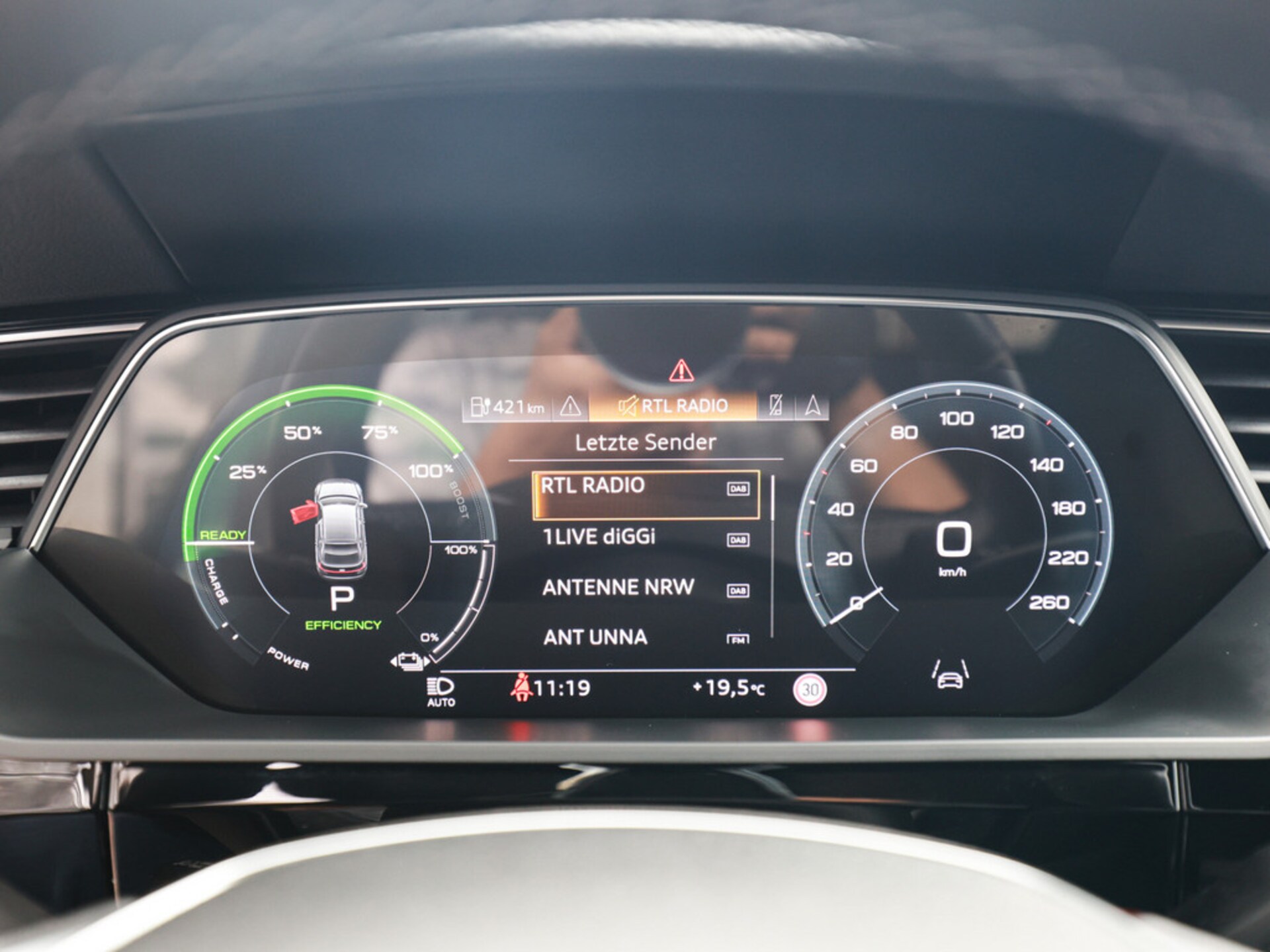 Audi Q8 Sportback e-tron S line