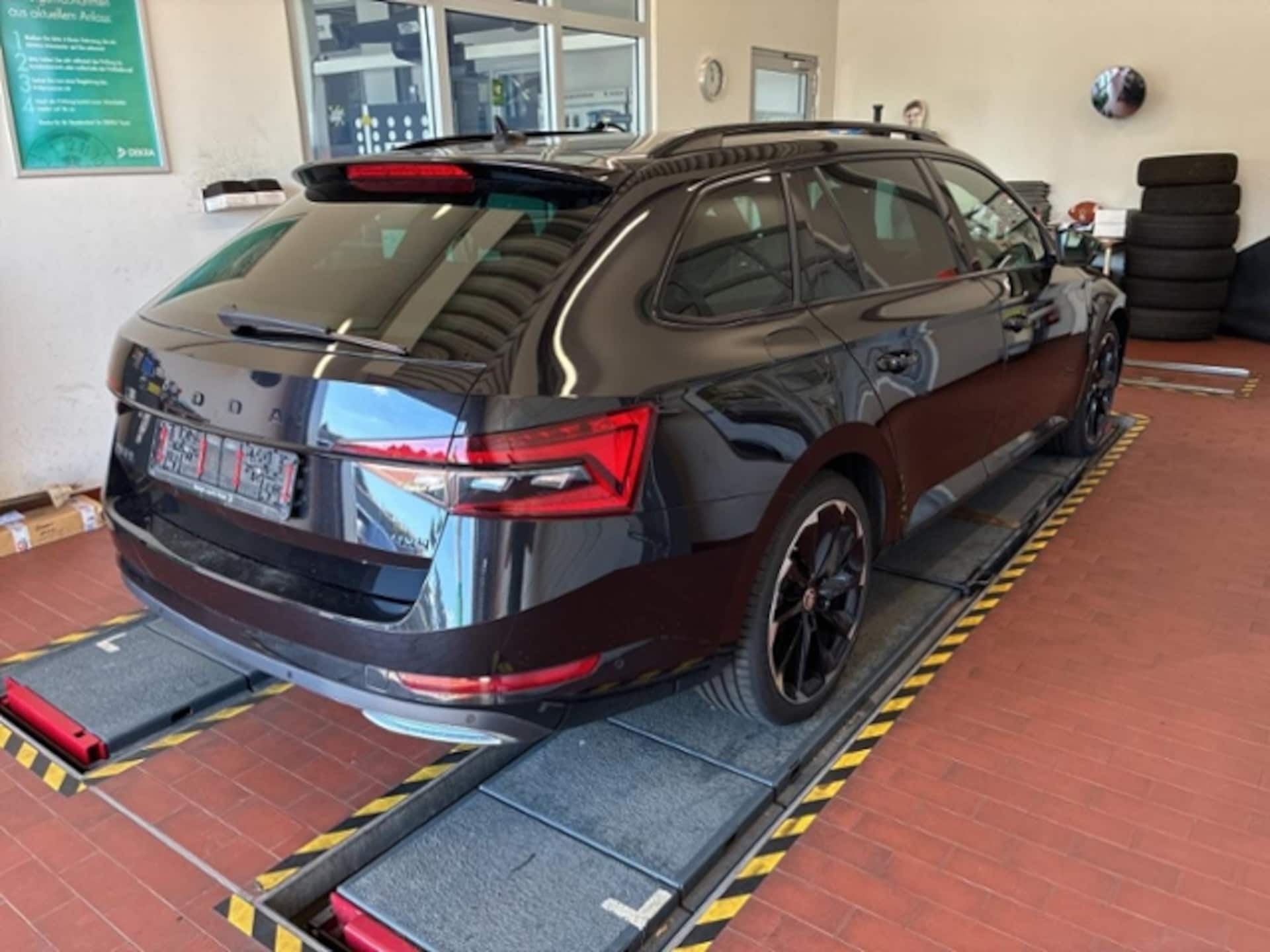 Skoda Superb Combi Sportline