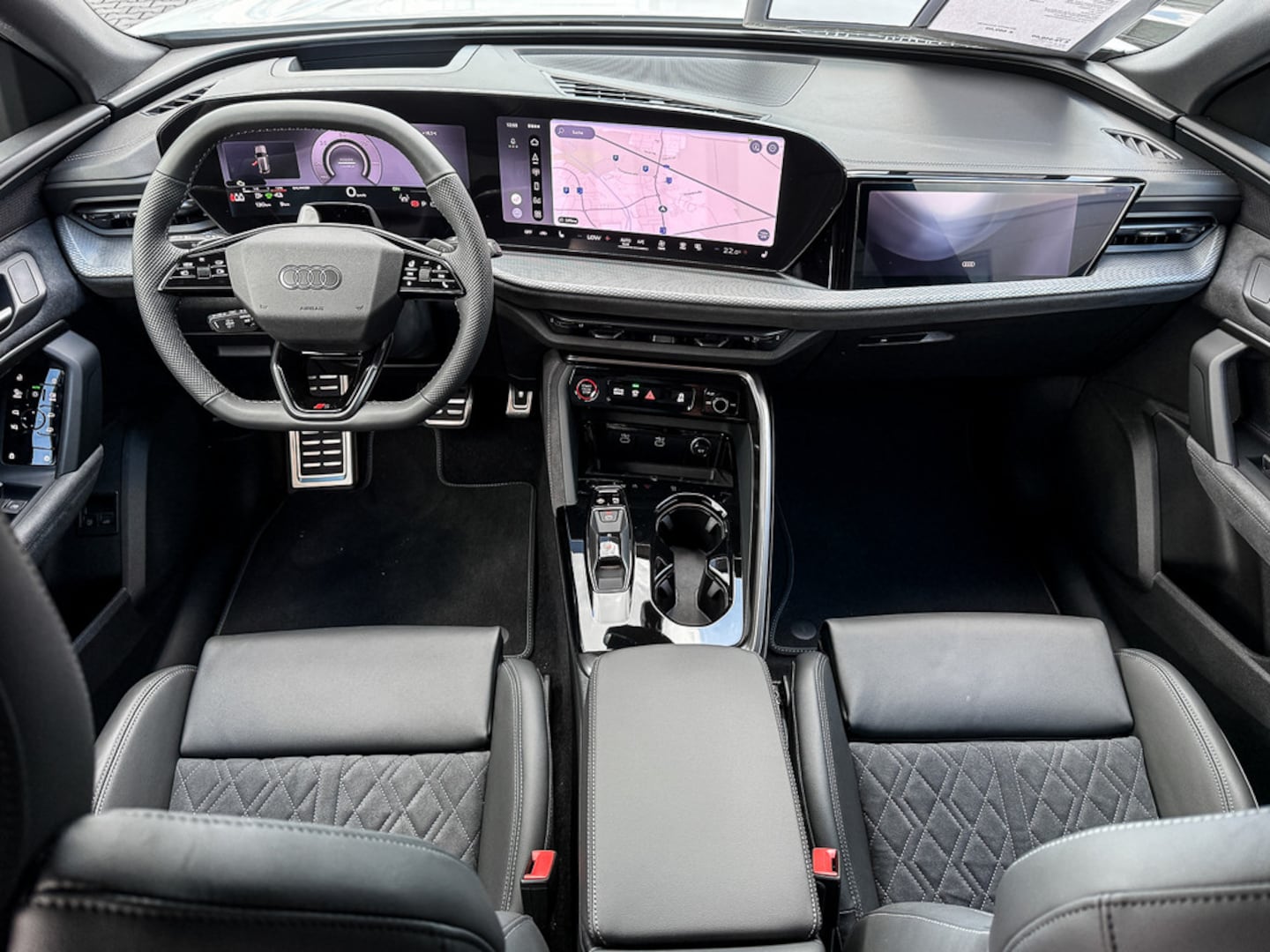 Bild über Audi Q5 Sportback e-hybrid e-hybrid quattro 270 kW S tronic - für weitere Informationen kontaktieren Sie den Audi Partner