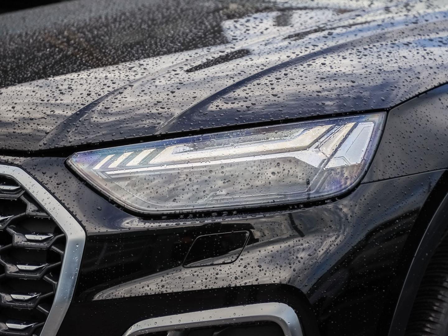 Bild über Audi Q5 Sportback 40 TFSI quattro S tronic - für weitere Informationen kontaktieren Sie den Audi Partner