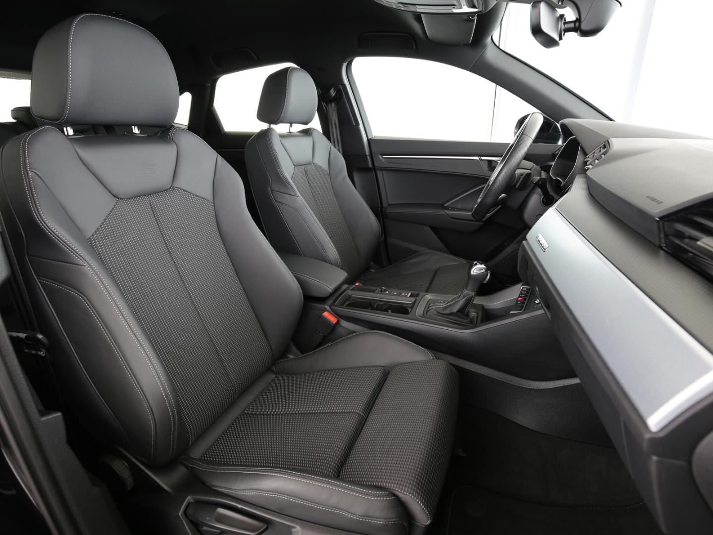 Bild über Audi Q3 Sportback S line 45 TFSI quattro S tronic - für weitere Informationen kontaktieren Sie den Audi Partner