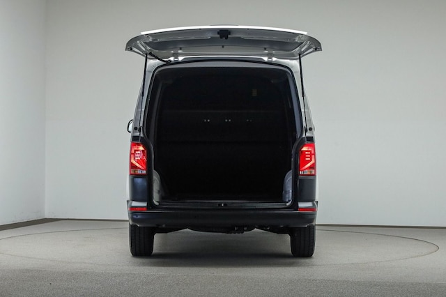 Volkswagen T6.1 Transporter