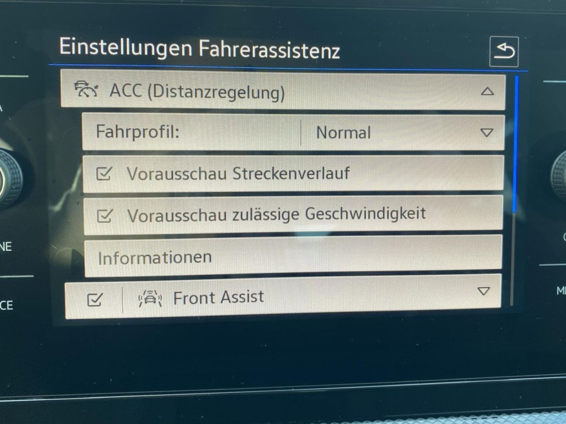 Volkswagen T-Cross Plus