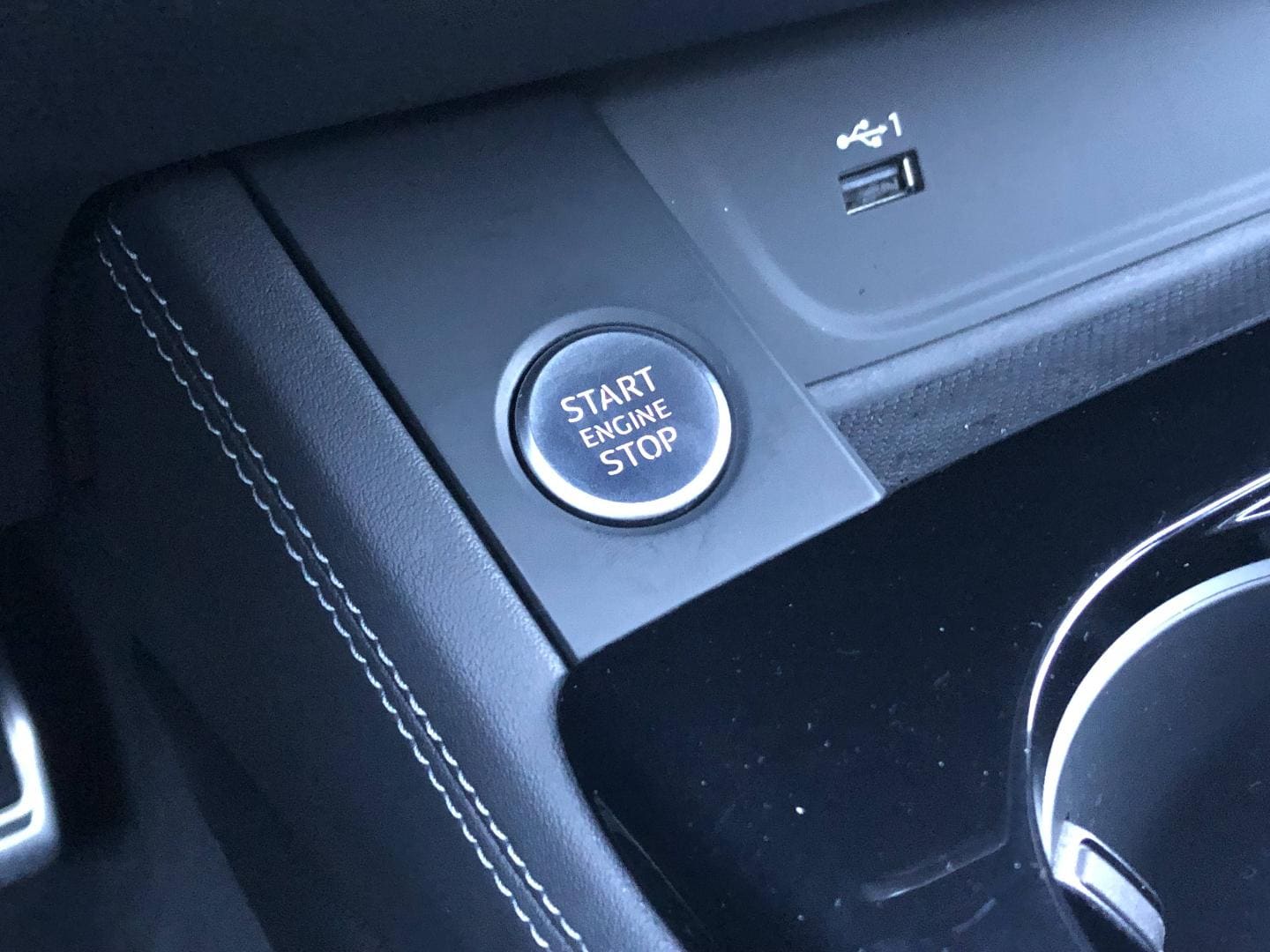 Image about Audi A4 Avant S Edition 40 TDI 150 kW (204 ch) S tronic