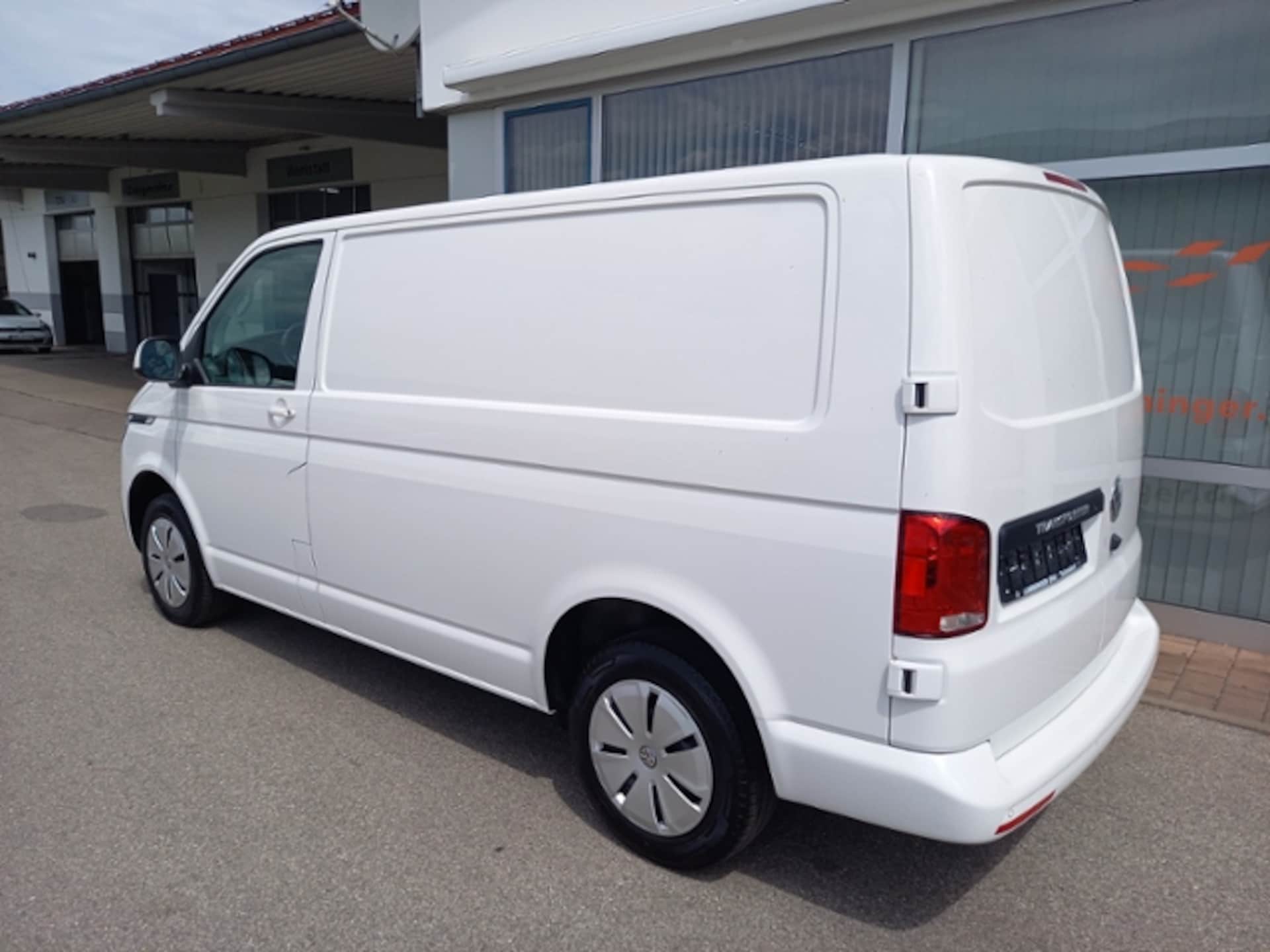 Volkswagen T6.1 Transporter Kasten kurzer Radstand