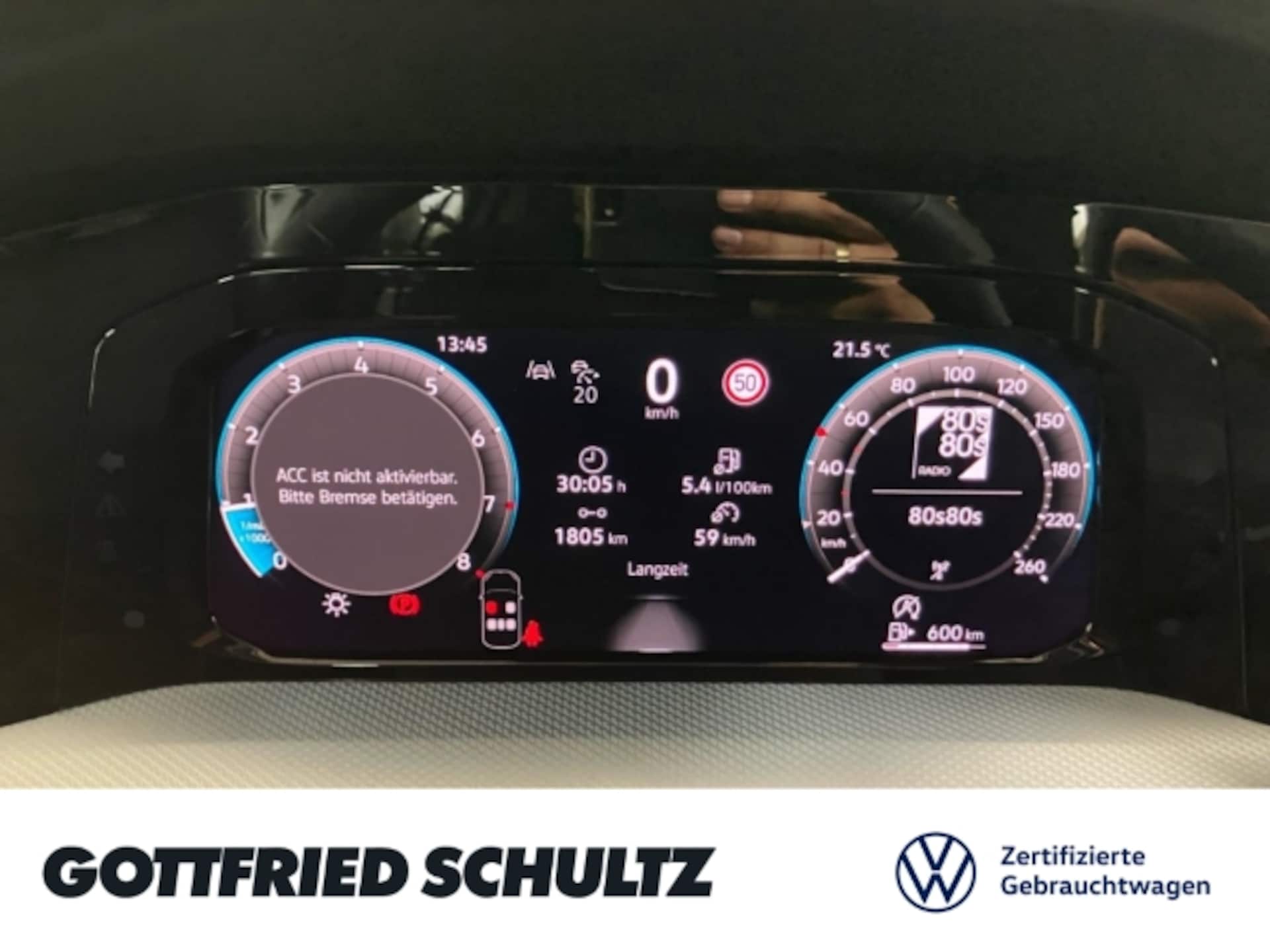 Volkswagen Golf Life