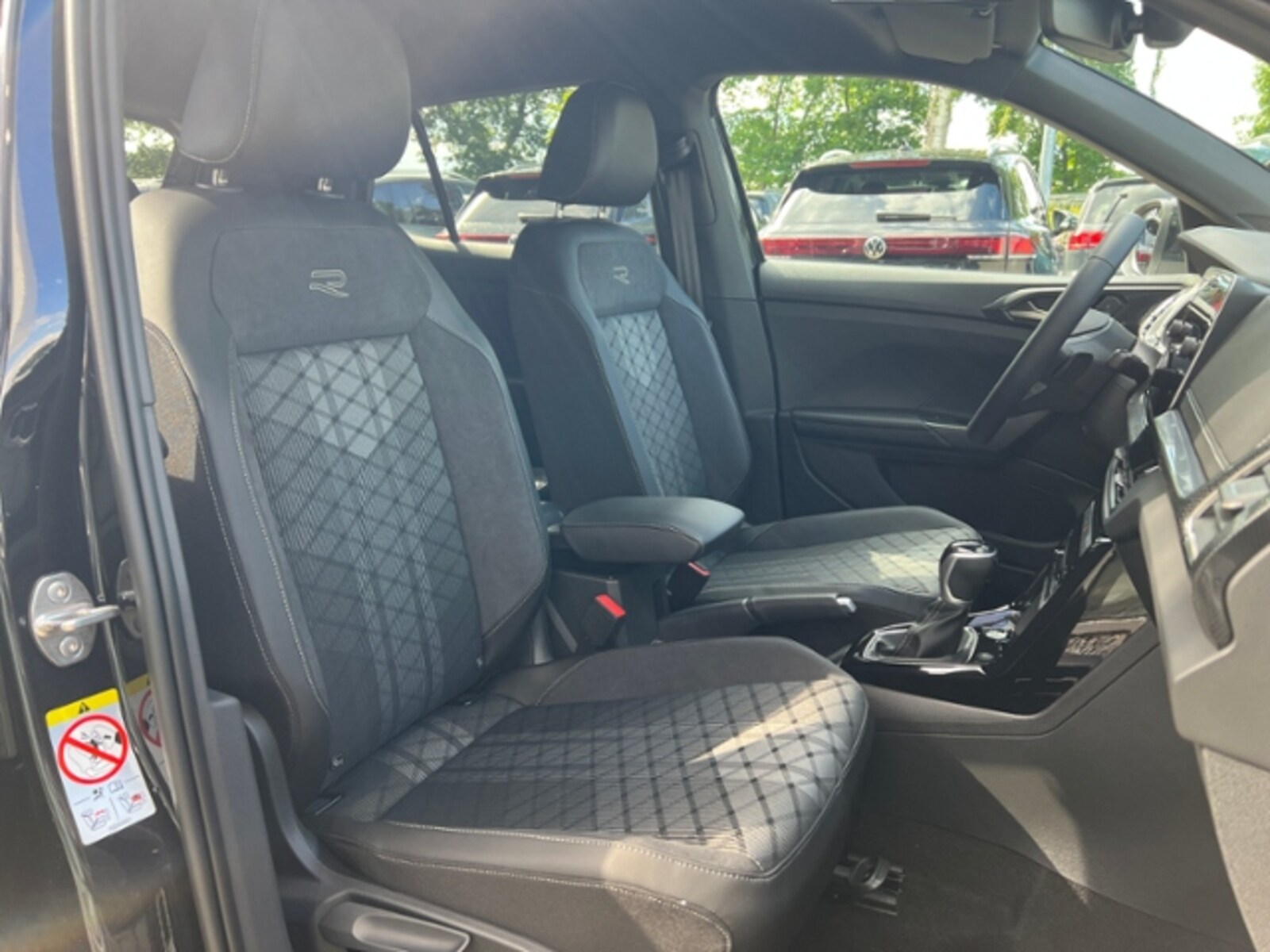 Volkswagen T-Cross – Bild 8