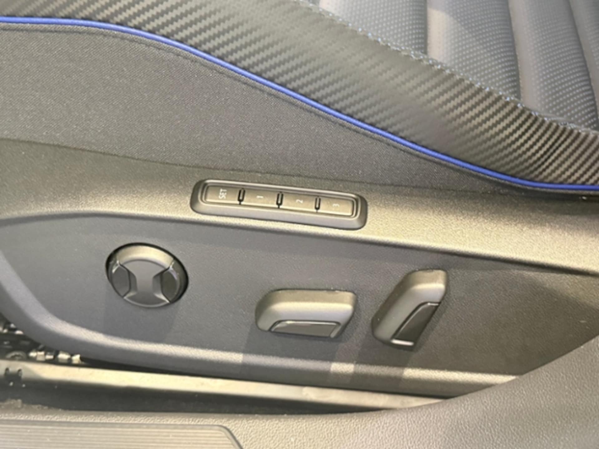 Volkswagen Golf R Black Edition