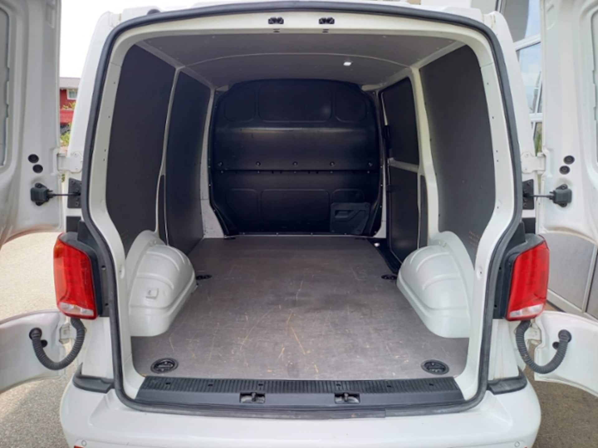 Volkswagen T6.1 Transporter Kasten kurzer Radstand