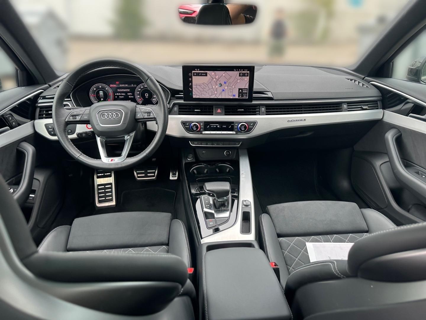 Bild über Audi A4 Avant S line 40 TDI quattro S tronic - für weitere Informationen kontaktieren Sie den Audi Partner