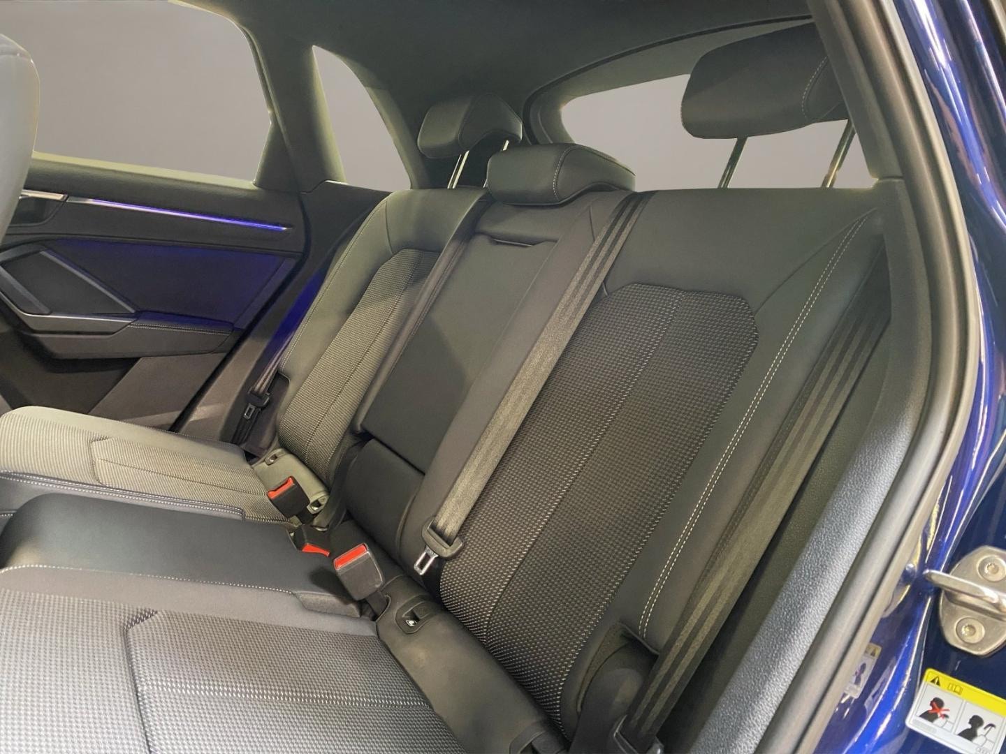 Bild über Audi Q3 S line 35 TFSI S tronic - für weitere Informationen kontaktieren Sie den Audi Partner