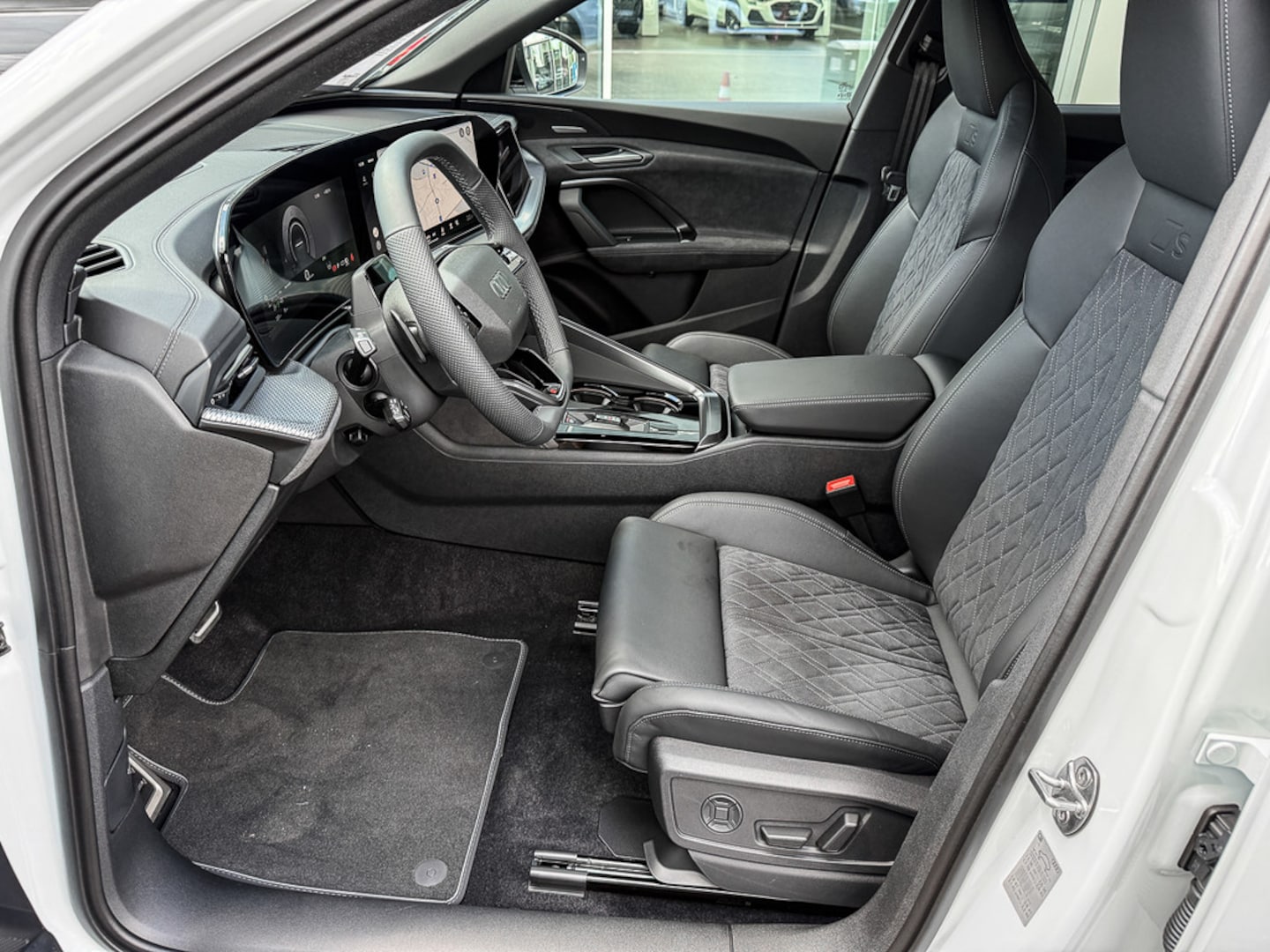 Bild über Audi Q5 Sportback e-hybrid e-hybrid quattro 270 kW S tronic - für weitere Informationen kontaktieren Sie den Audi Partner