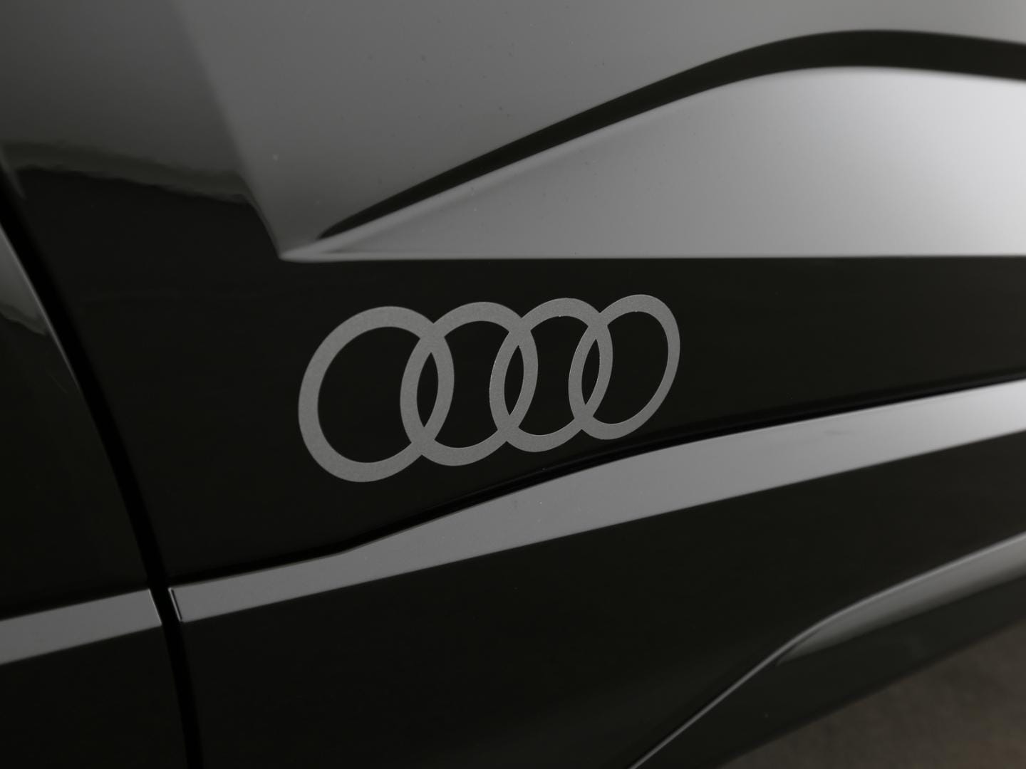 Bild über Audi Q3 Sportback S line 45 TFSI quattro S tronic - für weitere Informationen kontaktieren Sie den Audi Partner