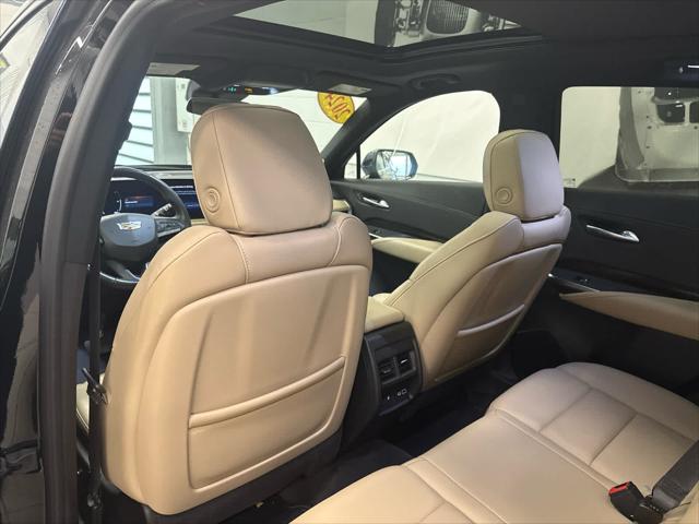 2024 CADILLAC XT4 - Image 13