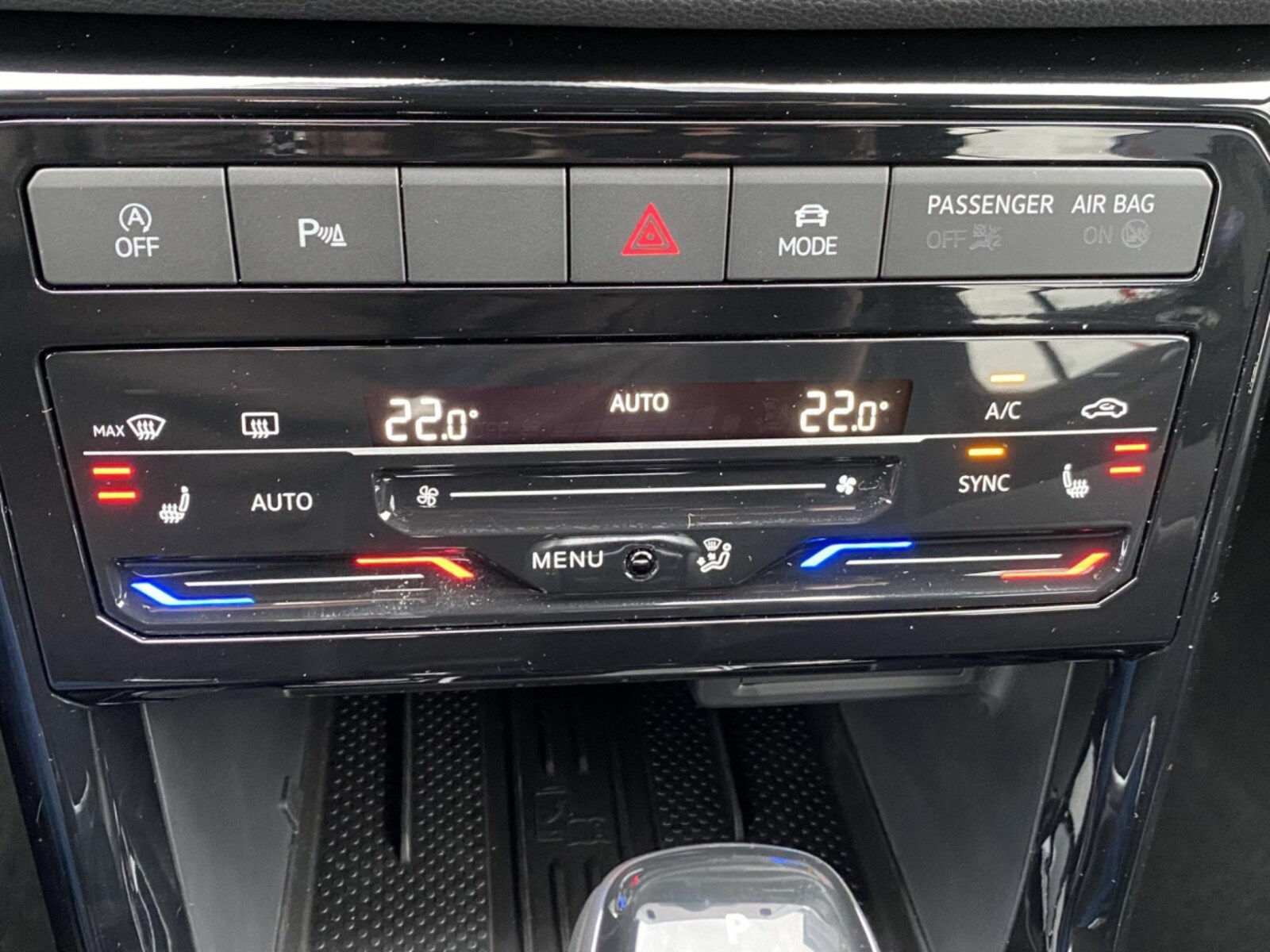 Volkswagen T-Cross – Bild 11
