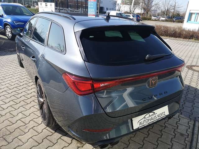 Bild des Autos 3