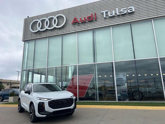 2026 Audi Q3 S line quattro's photo