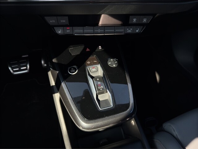 Image about Audi Q4 e-tron 40 e-tron