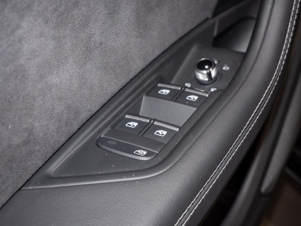 Image about Audi RS 4 Avant TFSI quattro tiptronic