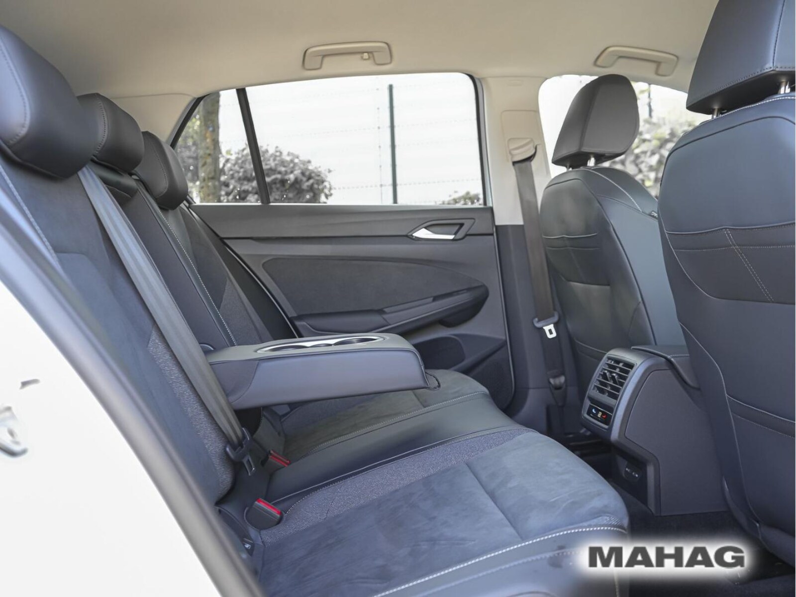 Volkswagen Golf – Bild 16