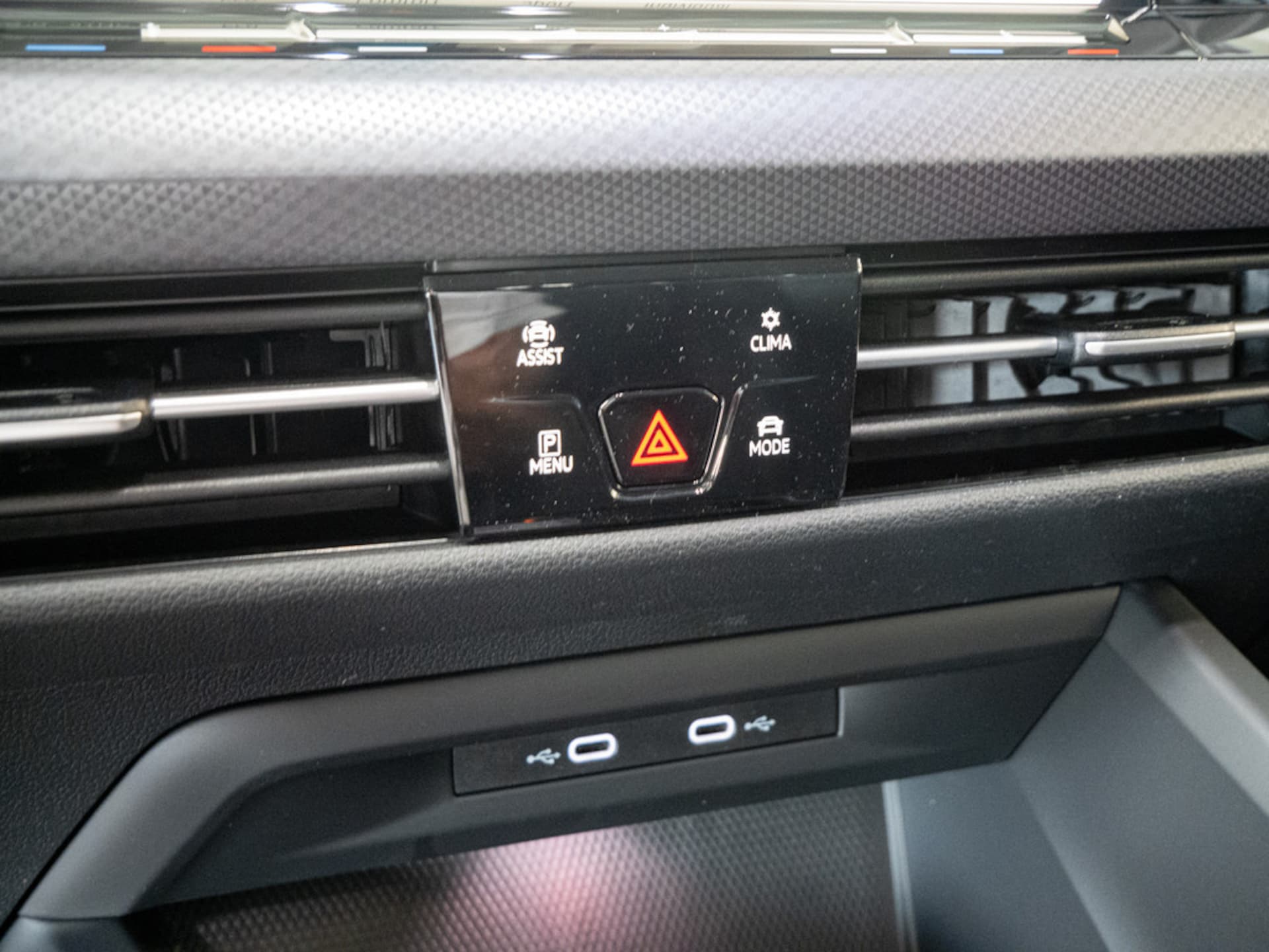 Volkswagen Golf Active