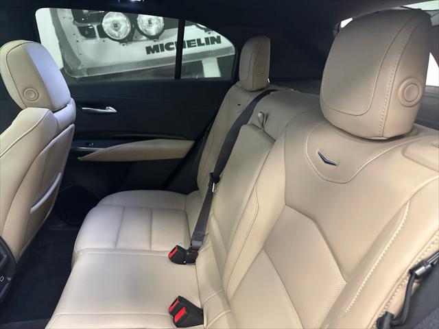 2024 CADILLAC XT4 - Image 16