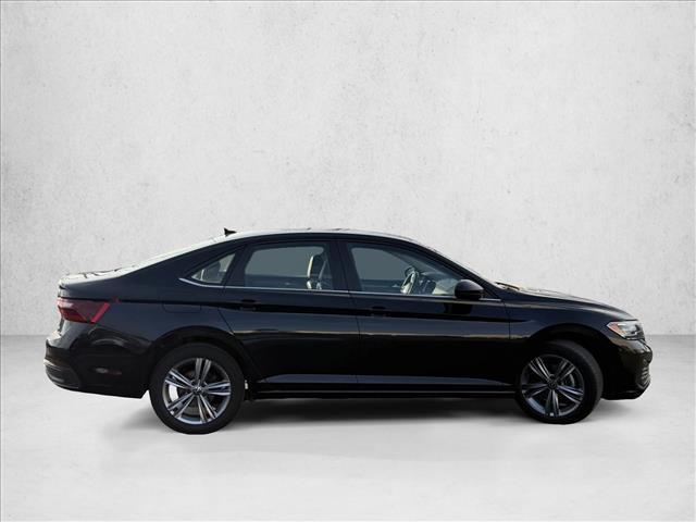 2024 VOLKSWAGEN JETTA - Image 4