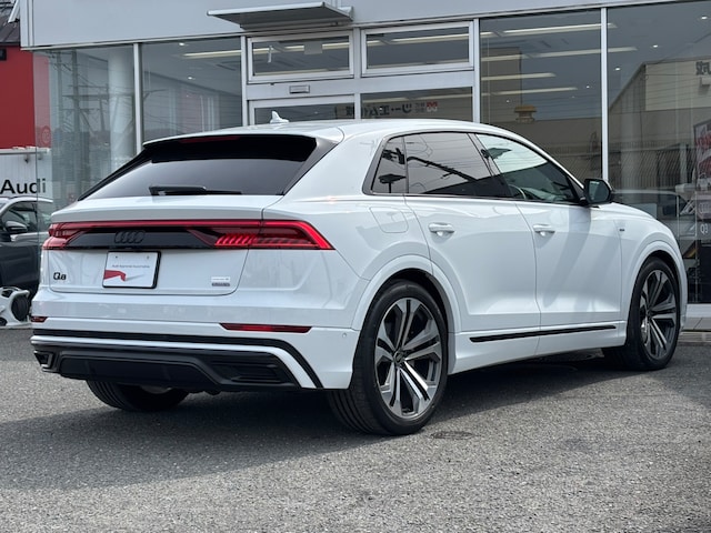 Audi Q8 55 TFSI quattro S line 250(340) kW(PS) tiptronic for more details contact your dealer