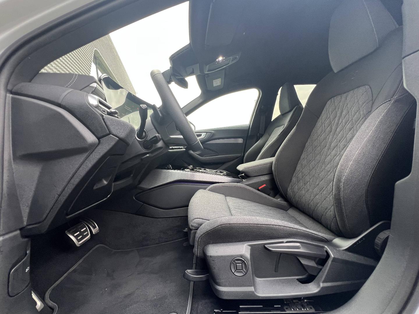 Image about Audi A5 Avant Design TDI Hybride 204 ch S tronic